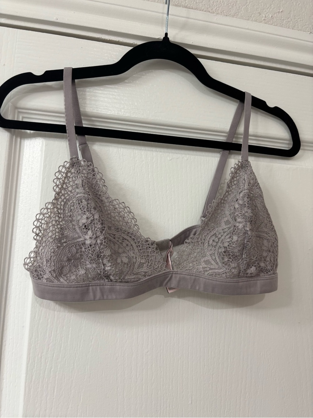 Victoria's Secret Lace Bralette in Dusty Lavender